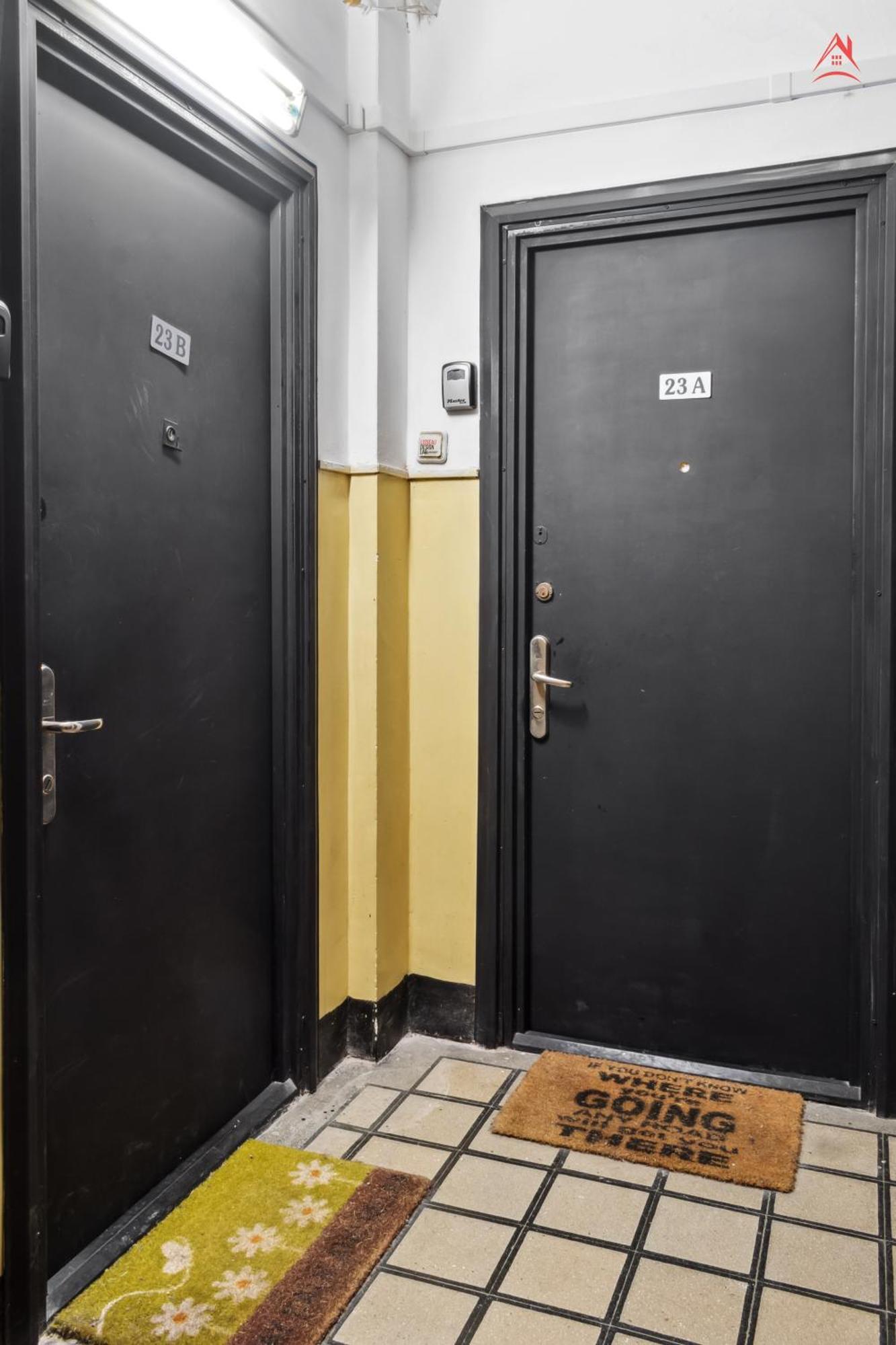 Old Town Studio 23B Apartment บูคาเรสต์ ภายนอก รูปภาพ